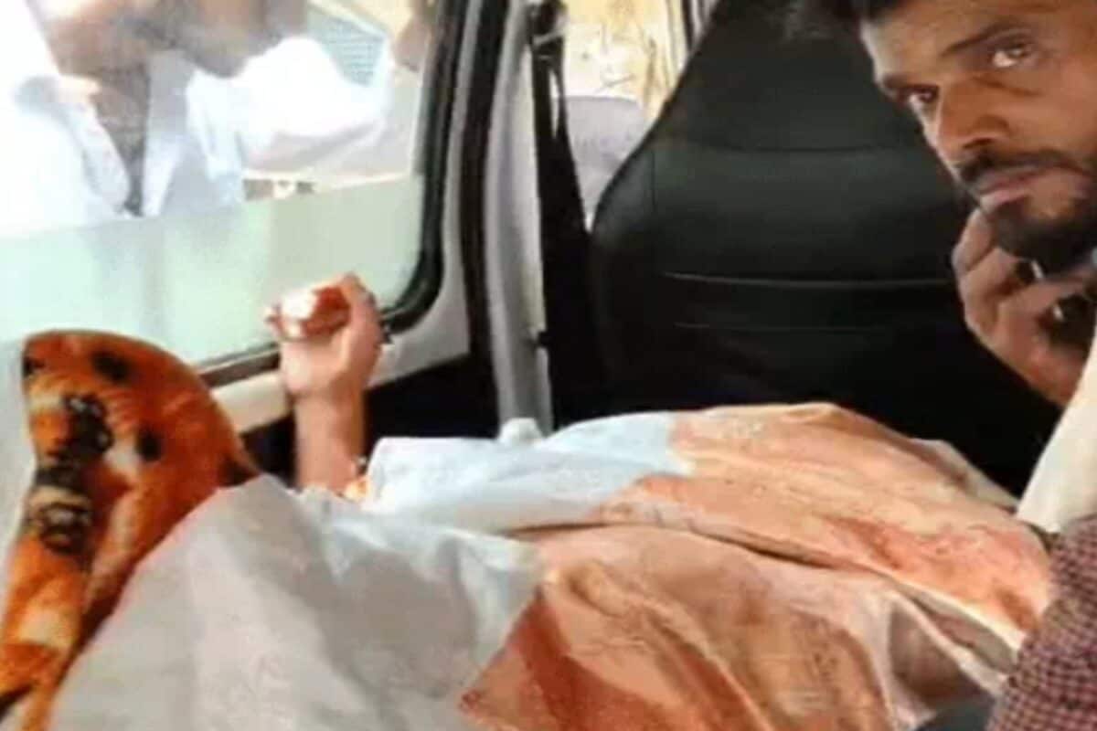 अंतिम-संस्कार से पहले जिंदा हुआ शख्स! परिजनों में मच गया हड़कंप फिर लेकर भागे अस्पताल